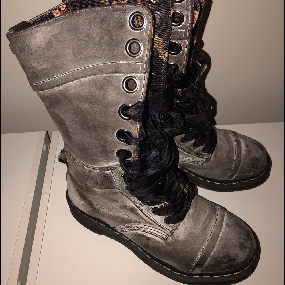 Dr Marten Boots